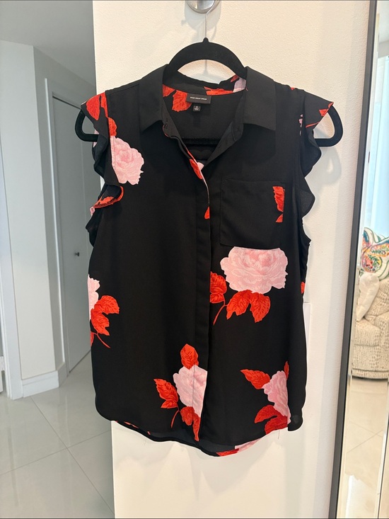 Who What Wear Tops - Who What Wear Black Sleeveless Button-Front Blouse with Pink & Red Floral Print